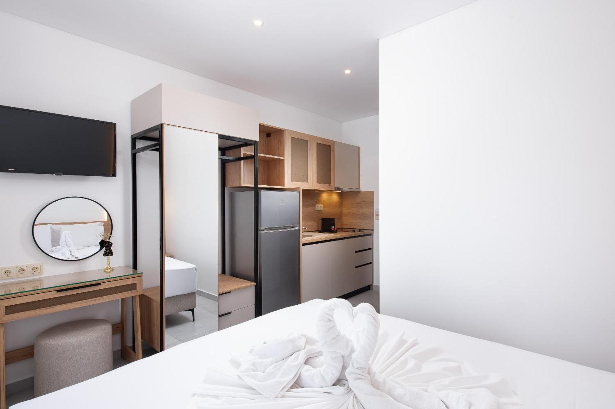 Olivento Beach Front Suites Potos Extérieur photo